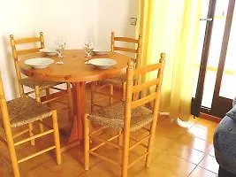 Apartment Els Jardins III By Interhome Ρόζες