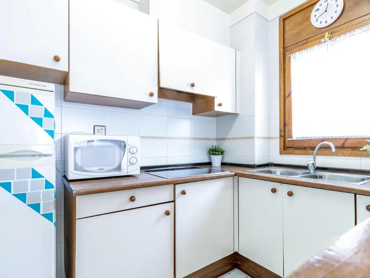 Apartment Els Jardins III By Interhome Ρόζες 0*,